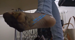 marissa女主粘在丝袜底的美味面包 -97LZTD-35343